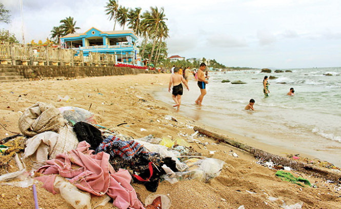 Vietnam’s Phu Quoc Island grows unsightly with omnipresent litter