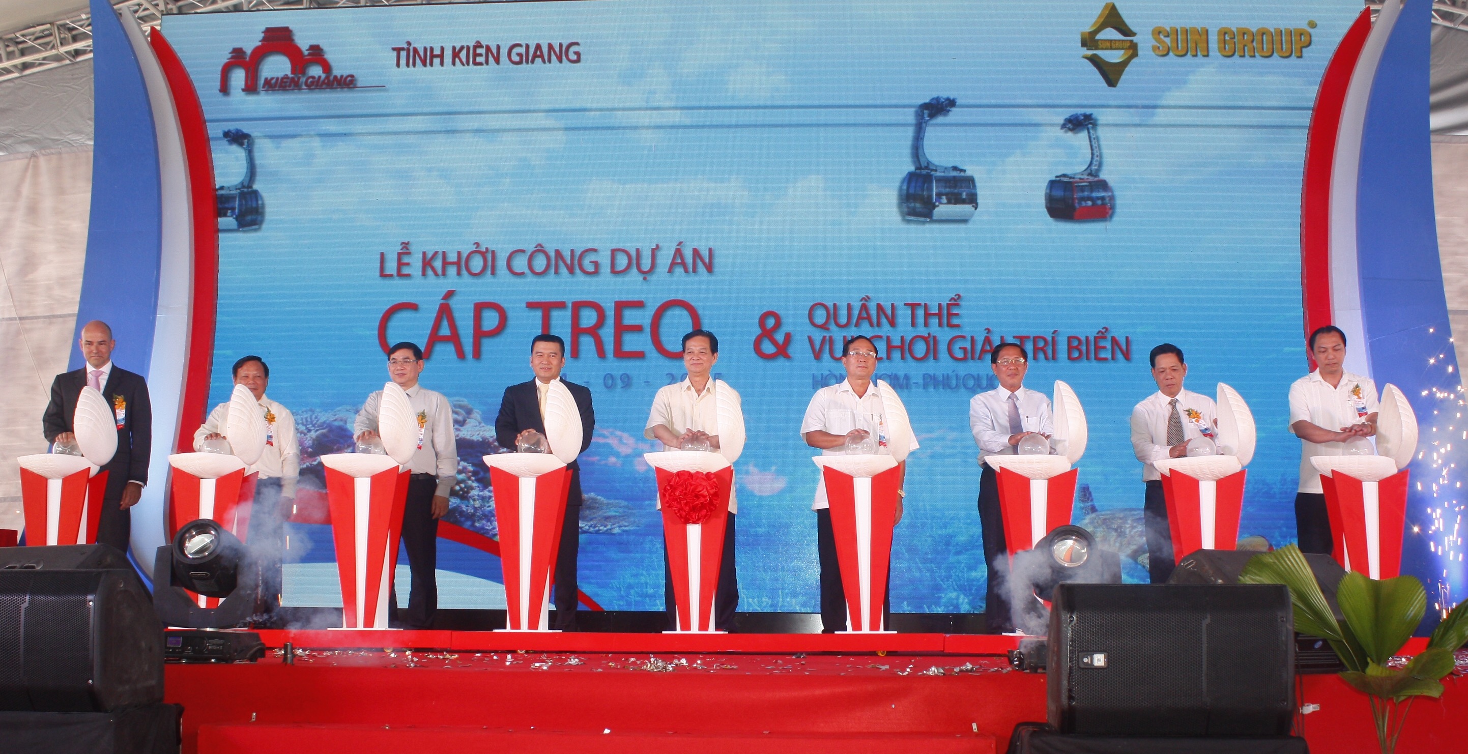 Work starts for cable car, electric transmission systems off southern Vietnam