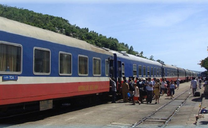 Vietnam unveils $9bn railway revamp plan to 2030