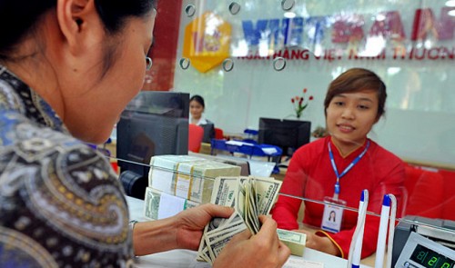 Vietnam has enough cash for intervention regardless of any FED move: cbank