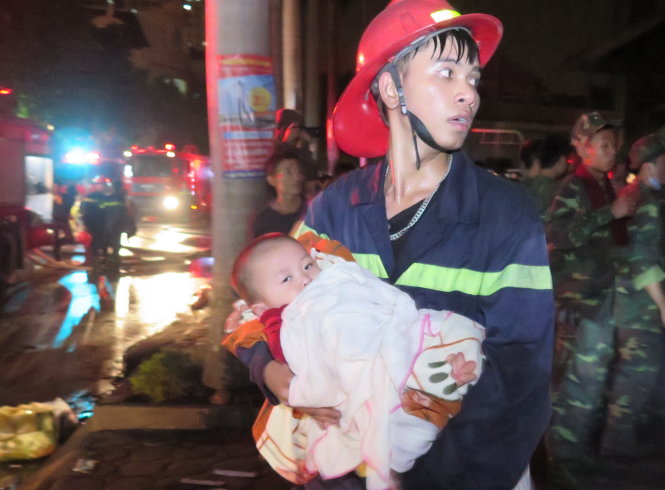 Fire at 34-story apartment building in Hanoi terrifies thousands