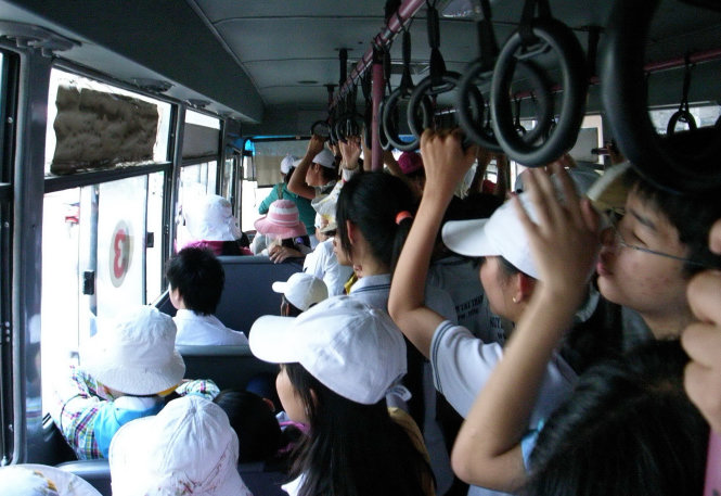 Why don’t people enjoy taking the bus in Vietnam?