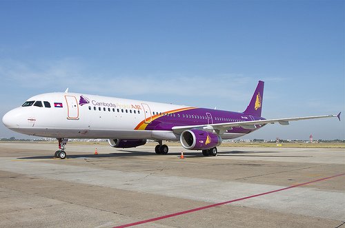 Air route connecting Vietnam, Cambodia, Laos inaugurated