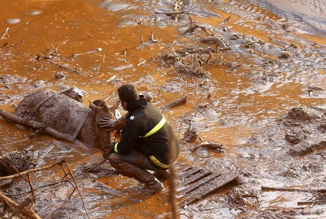 Search ongoing for missing in Brazil mine disaster, death toll uncertain