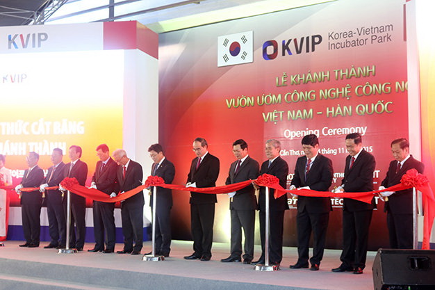 Vietnam, Korea open ‘incubator’ of industrial potential