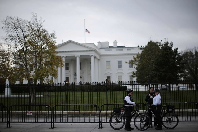 New Islamic State video threatens attack on White House