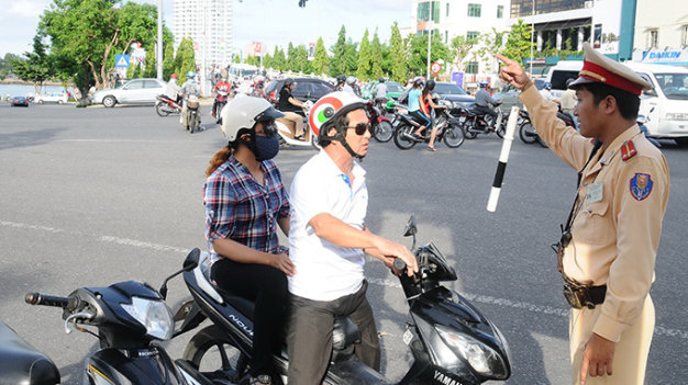 Vietnam’s Da Nang to mandate ethics course for driving license seekers in 2016