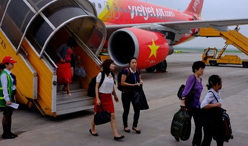 Vietnamese passenger accused of harassment fined for scolding stewardesses over lack of evidence