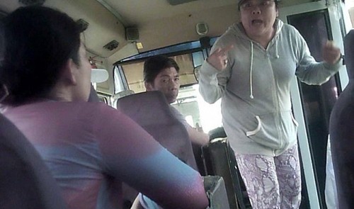 Passengers cheated, robbed on illegal buses in Vietnam by vehicle owners, drivers