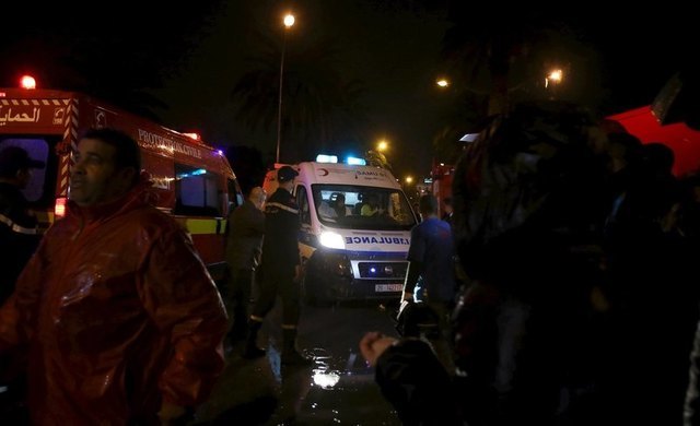 Apparent suicide attack on Tunisian presidential guard bus kills 12