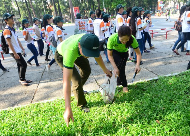 To improve Ho Chi Minh City: Building it from small deeds