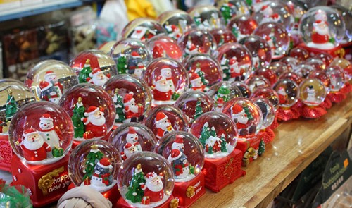 Ho Chi Minh City has itself a merry little Christmas