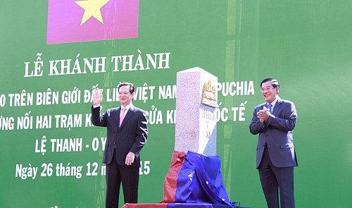 Vietnam, Cambodia inaugurate two border markers