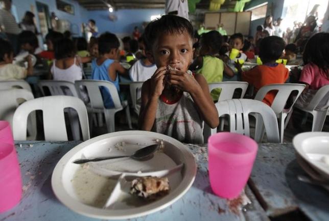 Weather, war threaten to leave millions more hungry in 2016: aid agencies