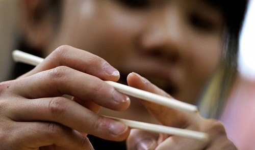 Vietnam reacts after Taiwanese reports of toxic Vietnamese-made chopsticks