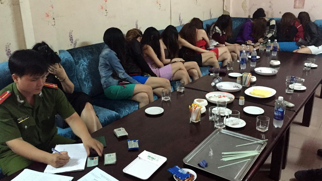 Chinese, Taiwanese guests present at Vietnam restaurant whose staff found using drugs