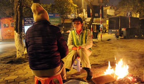 Hanoi shivering with coldest spell in nearly four decades