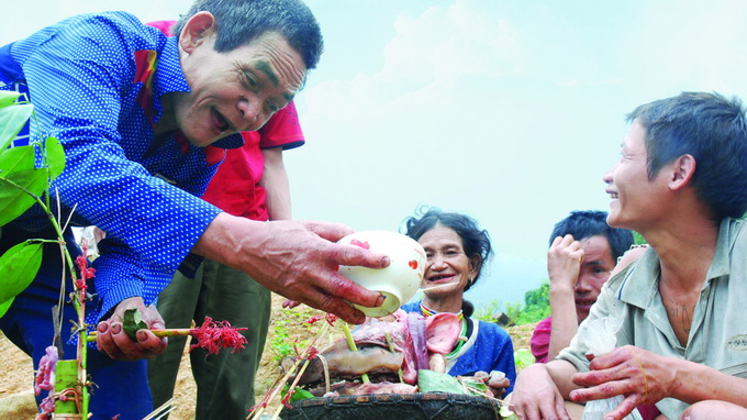 Ethnic people along Vietnam's Truong Son range celebrate their own ‘monkey Tet’