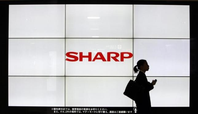 Sharp, Foxconn chiefs to meet after $5.8 billion takeover deal put on hold