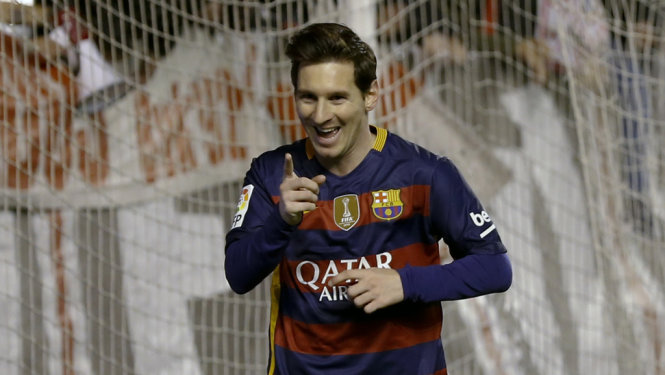 Messi hat-trick helps Barca to record 35-match unbeaten run