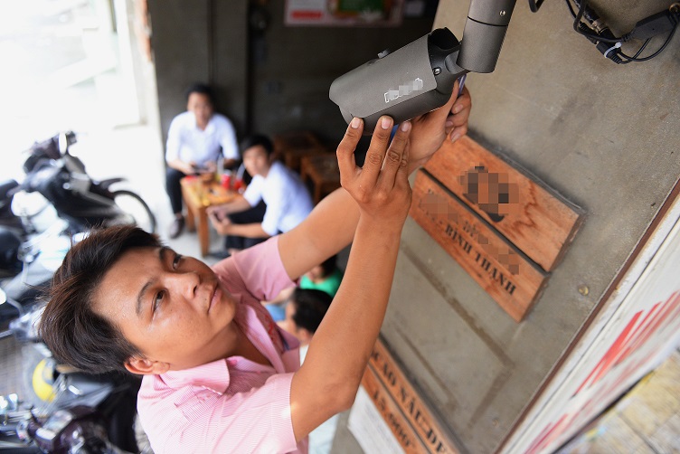 Security cameras thrive in Vietnam