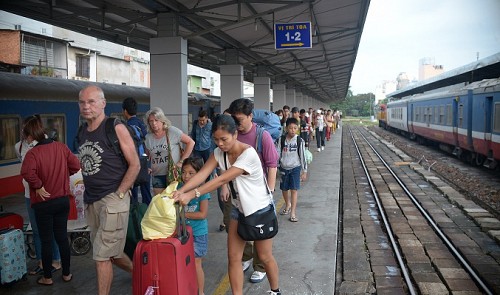 Vietnam to launch Saigon – Binh Duong train service with cheap fares