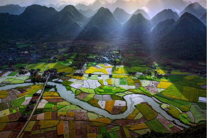 A stunning scene is captured in Bac Son District in the northern Vietnamese province of Lang Son.