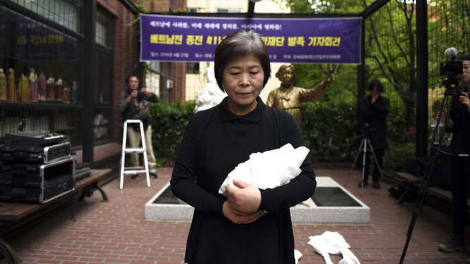 Statue unveiled as S.Korea apology to Vietnam