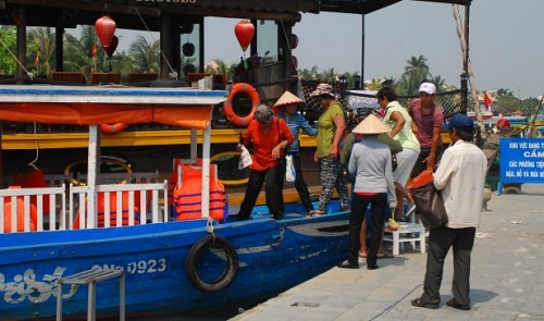 Tourists recall unpleasant incidents from Hoi An Ancient Town