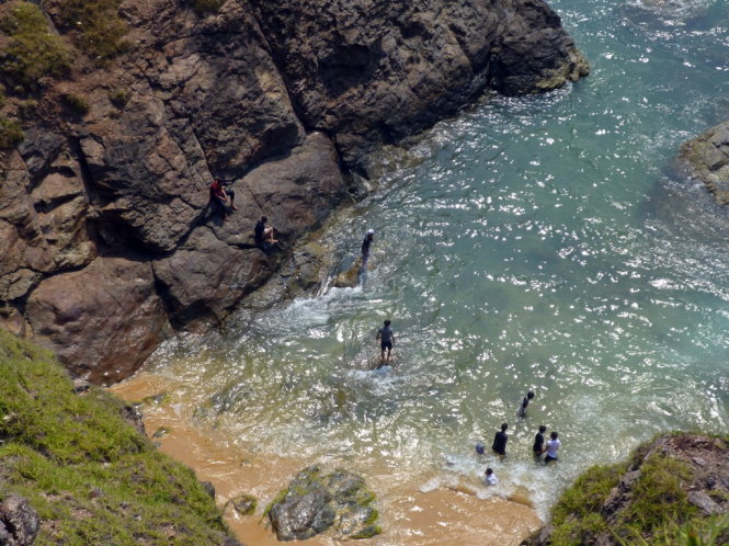 A natural 'pool' at the sea cliff