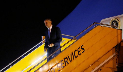 Very first photos of US President Obama in Hanoi
