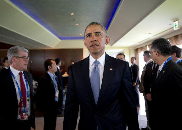 Obama to make history, stirs debate with Hiroshima visit