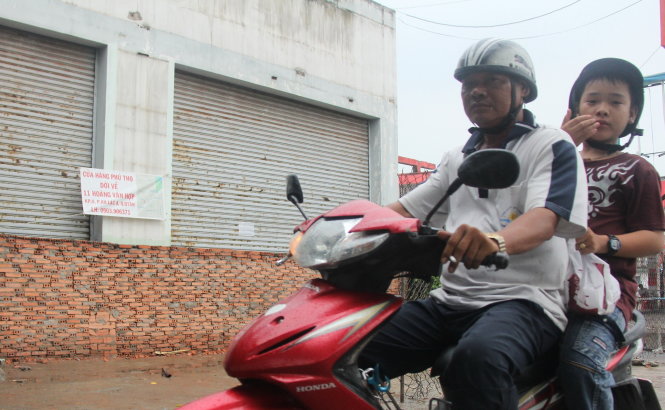 Ho Chi Minh City anti-flood plan blasted for blocking local houses
