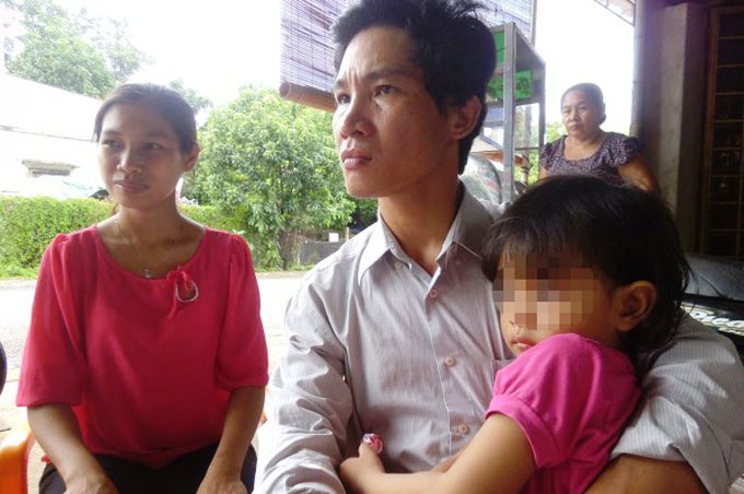 Switched-at-birth Vietnamese babies kept from biological parents