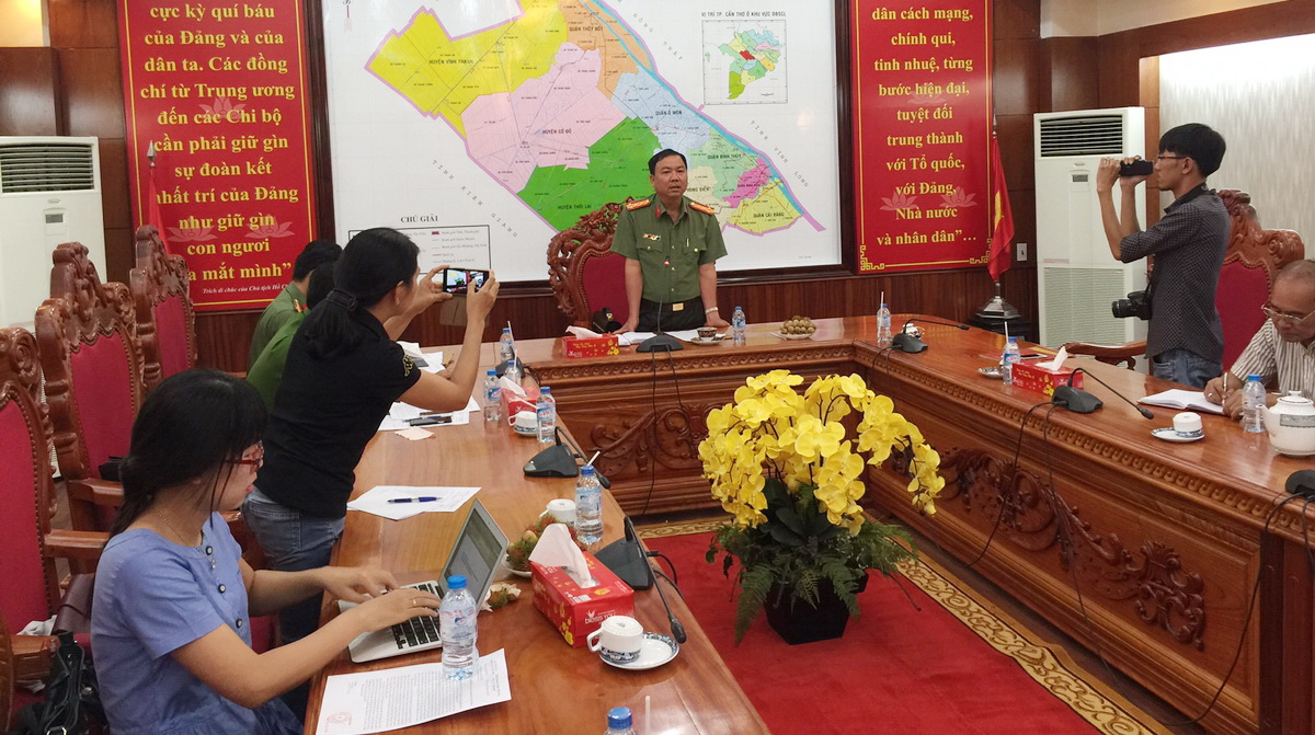 Traffic officers detained for extorting local businesses in southern Vietnam