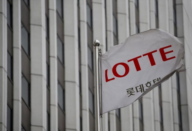 Lotte Group vice chairman found dead, suicide suspected