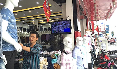 Central Vietnam village reaps rewards of opening nationwide clothes shops