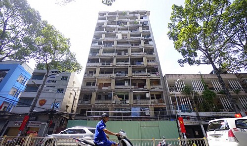 Ho Chi Minh City to speed up reconstruction of dilapidated apartments