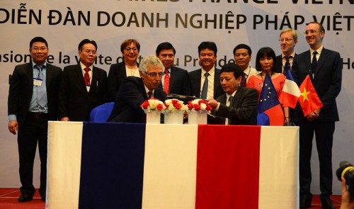 Vietnam pharmaceutical giant extends strategic partnership with France’s Sanofi