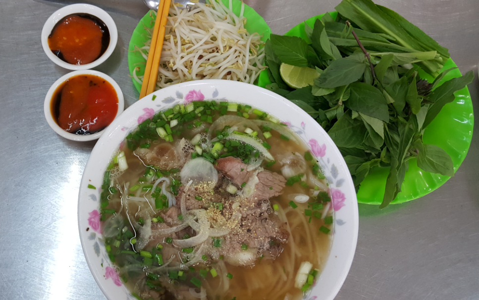 To sauce or not to sauce: the question that divides Vietnam pho lovers