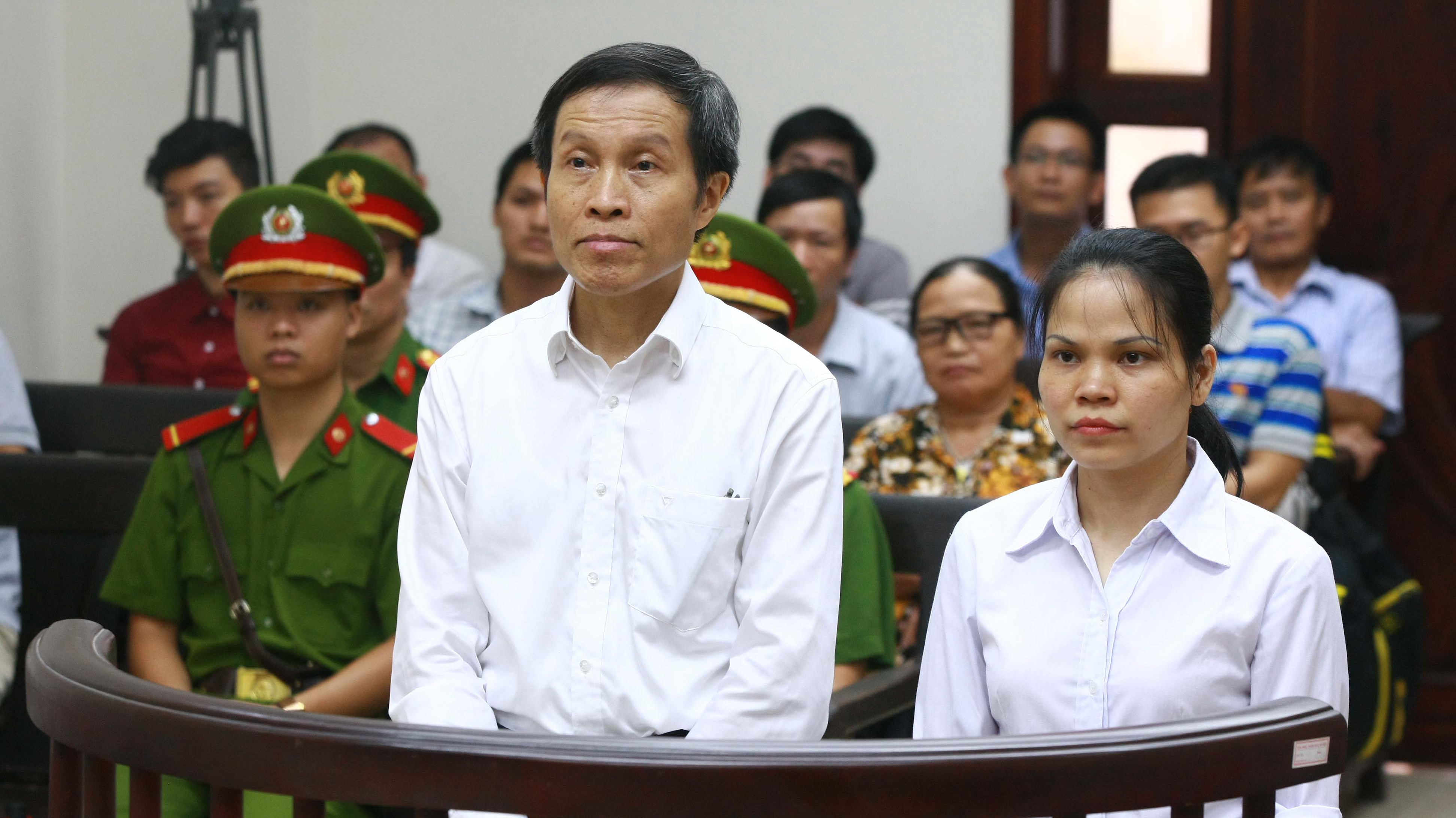 Hanoi court rejects appeal, sentences anti-government blogger to five years