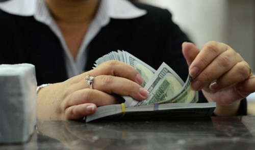 Vietnam cbank wants to forbid foreigners from opening savings accounts in local currency