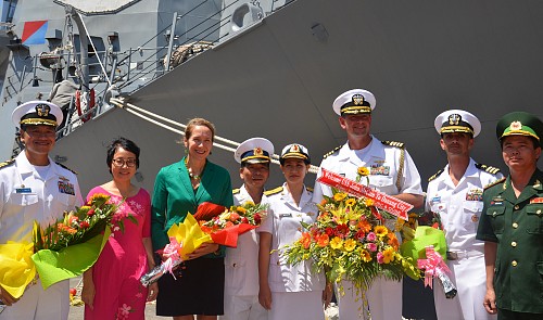 US, Vietnam navies join 7th annual naval engagement in Da Nang