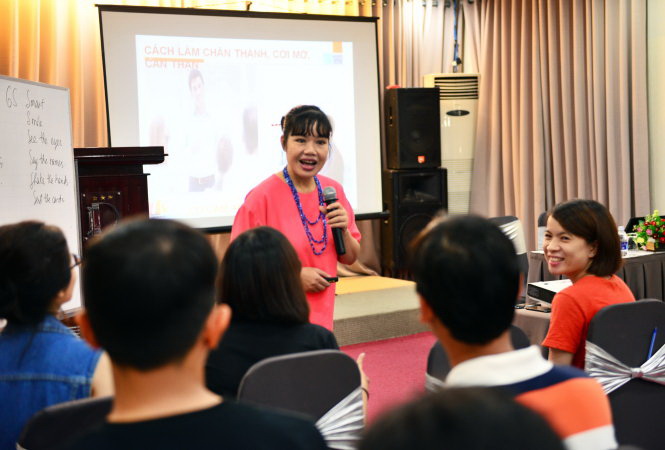 Hate your voice? Fix it with vocal coaches in Vietnam