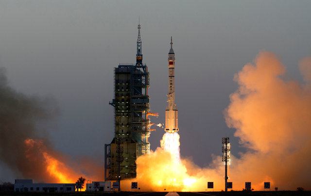 China launches longest manned space mission