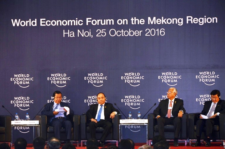 Vietnam premier, leaders of Mekong nations address regional development
