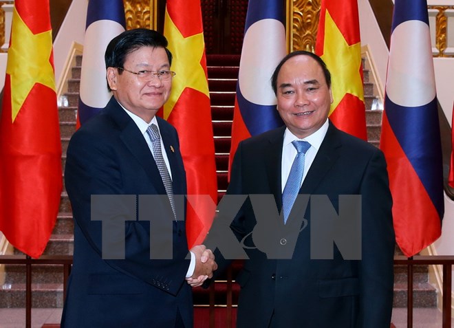 Vietnam, Laos agree to build highway connecting two capitals