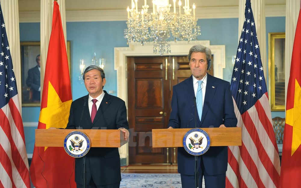 Vietnamese Party official joins talks with US Secretary of State