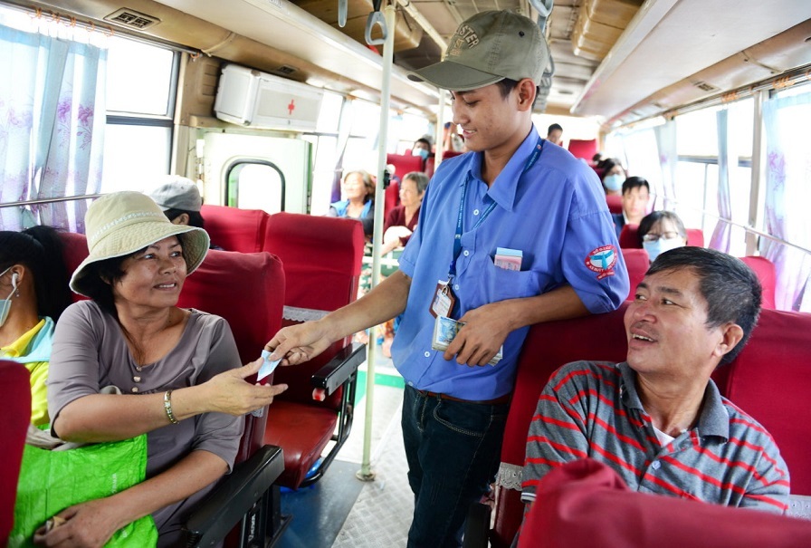 Ho Chi Minh City bus users drop despite high subsidy