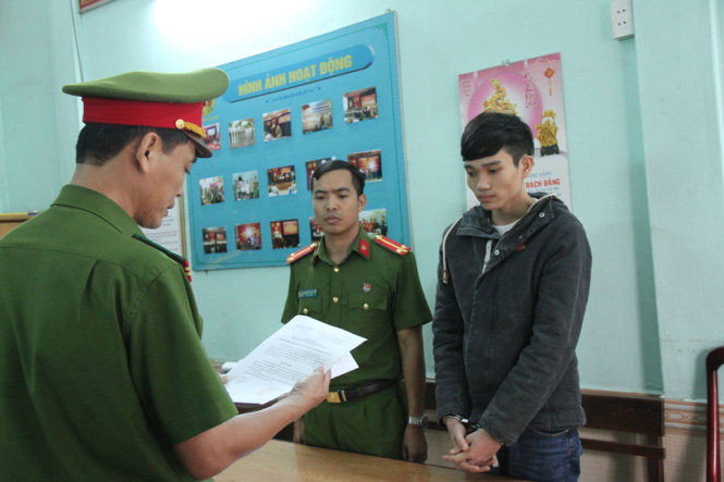 Vietnam man arrested for swindling $90,000 through hacked Facebook accounts